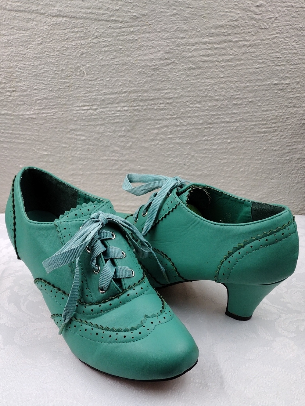 Machi Coca-01 Teal Leather Lace Up Scalloped Upper Heeled 1930 Style Oxford Shoe